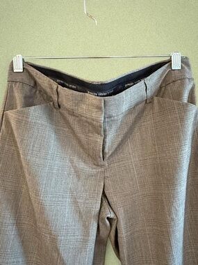 Gray houndstooth plaid “editor” trousers
